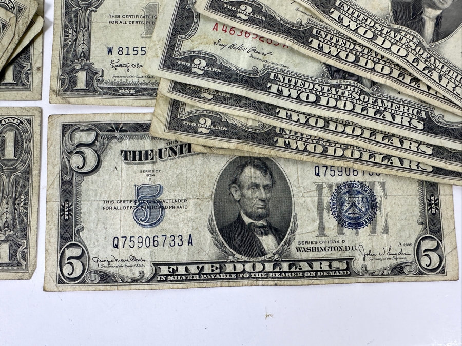 $63 Face Value, 47 Notes, $1, $2 & $5 Red Seals and Blue Seals Obsolete US Currency [Photo 5]