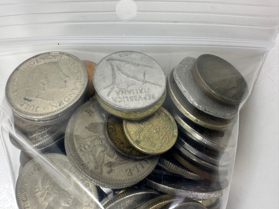 Big Bag of World Coins with Two Coin Sets [Photo 4]
