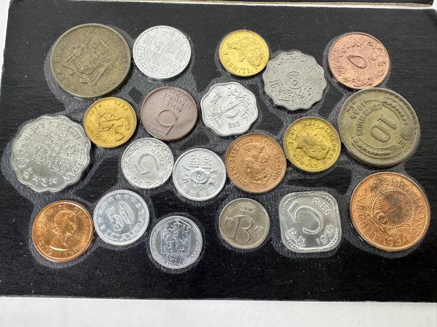 Big Bag of World Coins with Two Coin Sets [Photo 11]