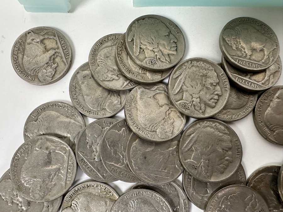 Roll of 1936 Buffalo Nickels [Photo 2]