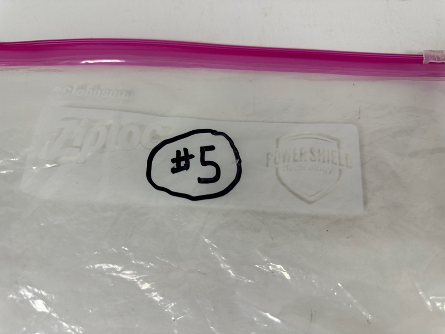 Chinese Currency 1948 to 1950 in Special Presentation Binder New Condition [Photo 13]