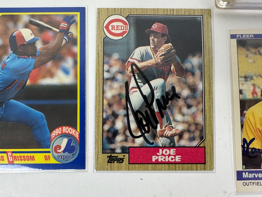 Baseball, Football, Basketball & Hockey Trading Cards Featuring Rookie Cards And Signed Cards - See Photos [Photo 14]