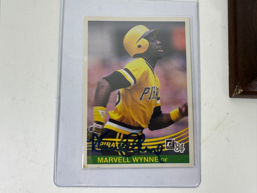 Baseball, Football, Basketball & Hockey Trading Cards Featuring Rookie Cards And Signed Cards - See Photos [Photo 10]