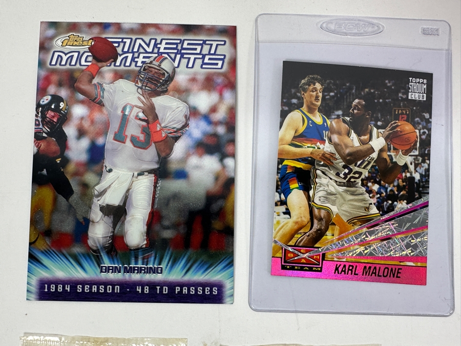 Huge Lot Of Top Player Baseball, Football, Basketball & Hockey Trading Cards Featuring Rookie Cards And Autographs - See Photos [Photo 30]