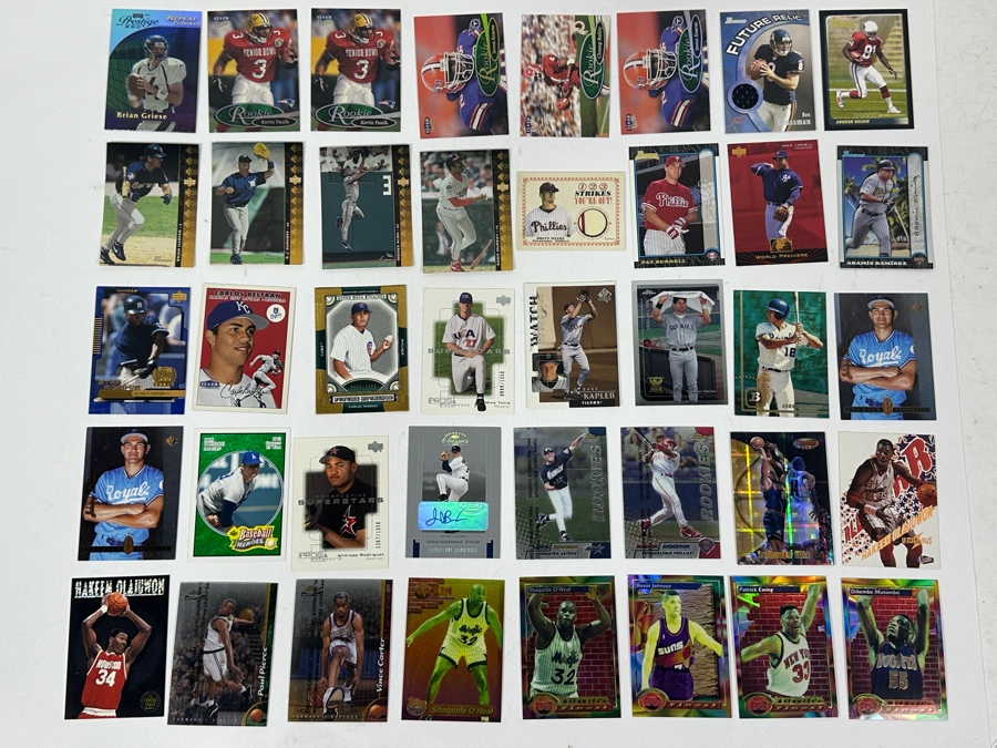 Huge Lot Of Top Player Baseball, Football, Basketball & Hockey Trading Cards Featuring Rookie Cards And Autographs - See Photos [Photo 8]