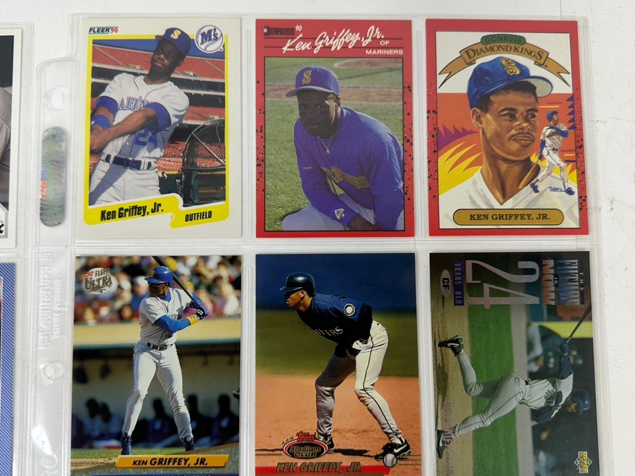 Top Player Baseball Card Lot Featuring Rookie Cards Of Ken Griffey Jr., Frank Thomas, Mike Piazza & Chipper Jones - See Photos [Photo 6]
