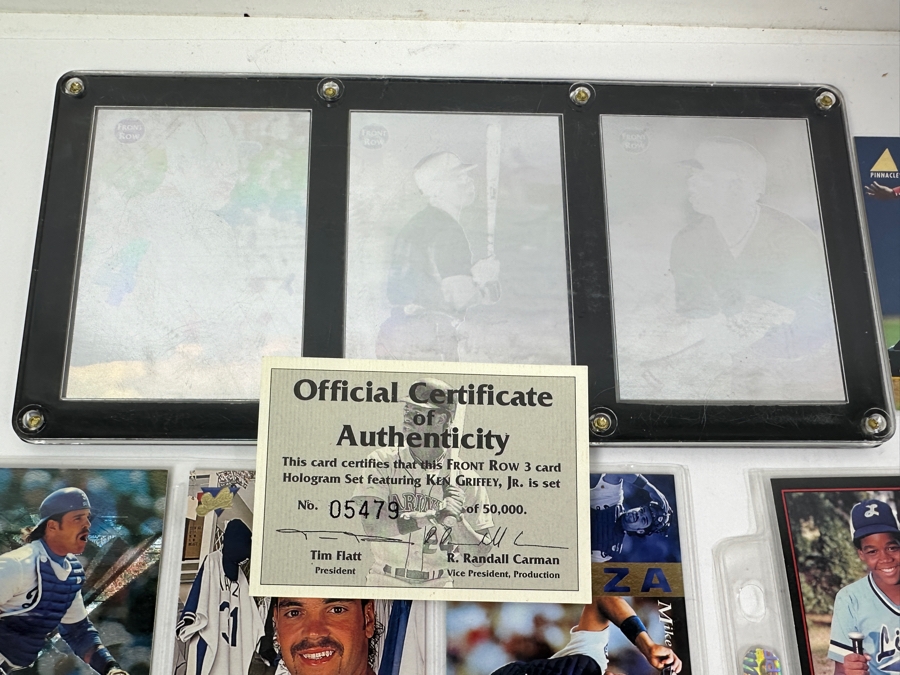 Top Player Baseball Card Lot Featuring Rookie Cards Of Ken Griffey Jr., Frank Thomas, Mike Piazza & Chipper Jones - See Photos [Photo 2]