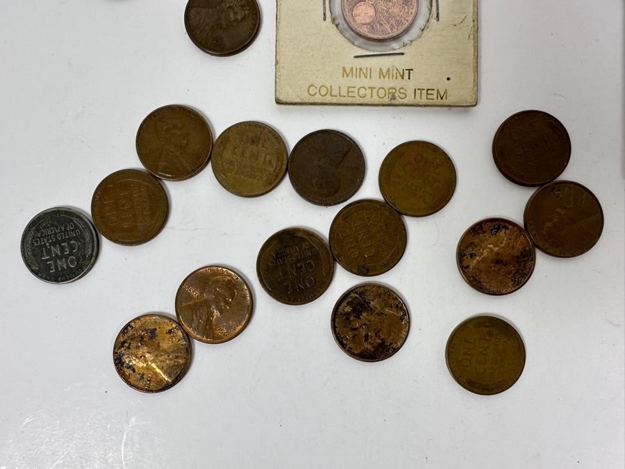 Vintage Penny Collection Featuring Lincoln Memorial Pennies, Wheat Pennies, Steel Pennies - See Photos [Photo 8]