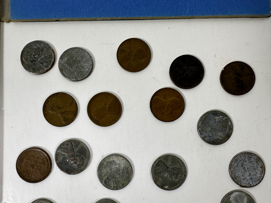 Vintage Penny Collection Featuring Lincoln Memorial Pennies, Wheat Pennies, Steel Pennies - See Photos [Photo 11]