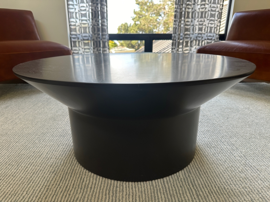 Crate & Barrel Circular Pedestal Coffee Table Side Table In Black Plastic 36'W X 16'H [Photo 4]
