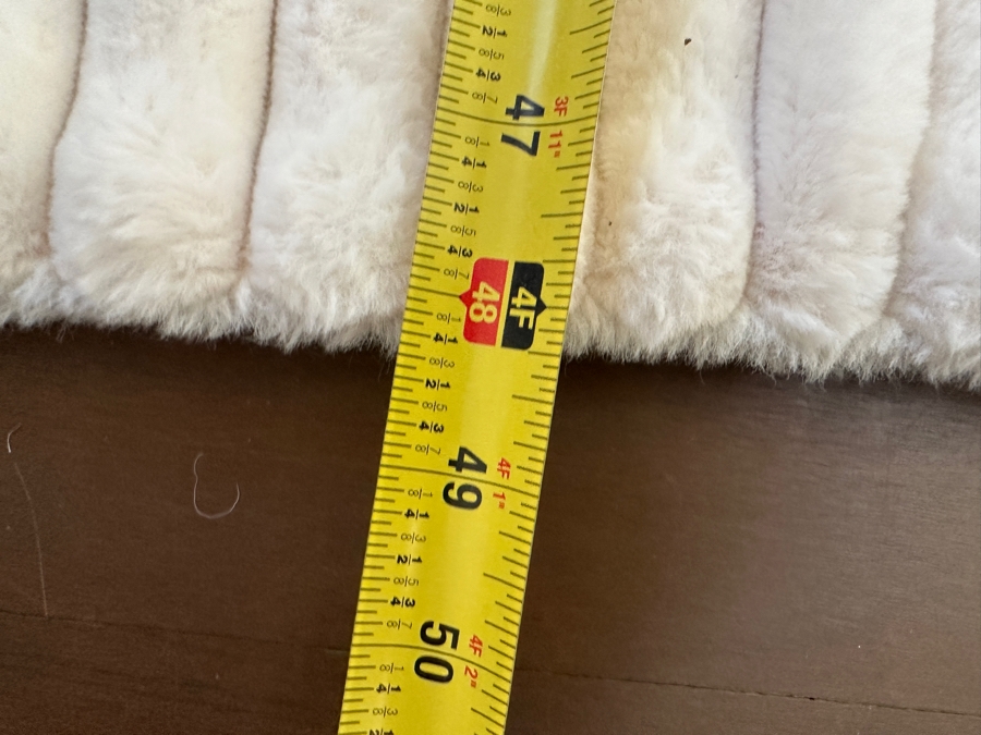 Rachel Roy Throw 48 X 60 [Photo 4]