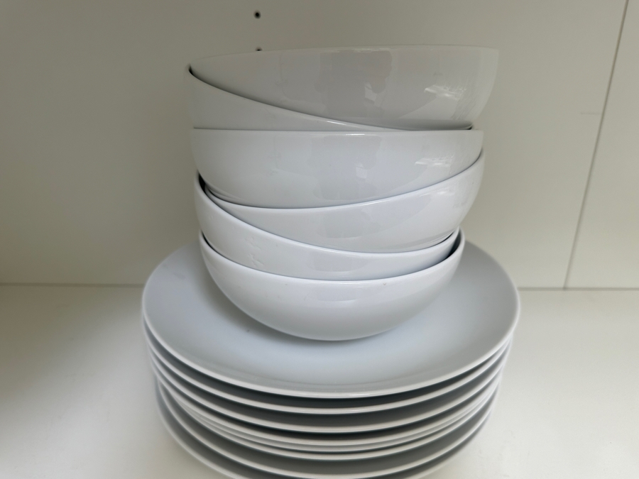 Crate & Barrel Dishware: (6) Bowls & (8) Dinner Plates [Photo 3]