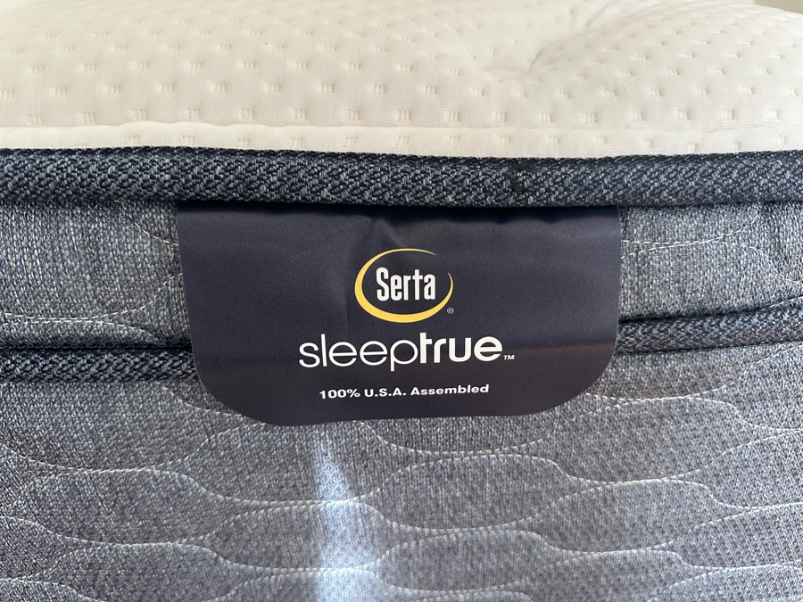 Stunning Live Edge Wooden King Size Bed With Like New Serta Sleeptrue Alverson II Plush Euro Top Mattress [Photo 14]