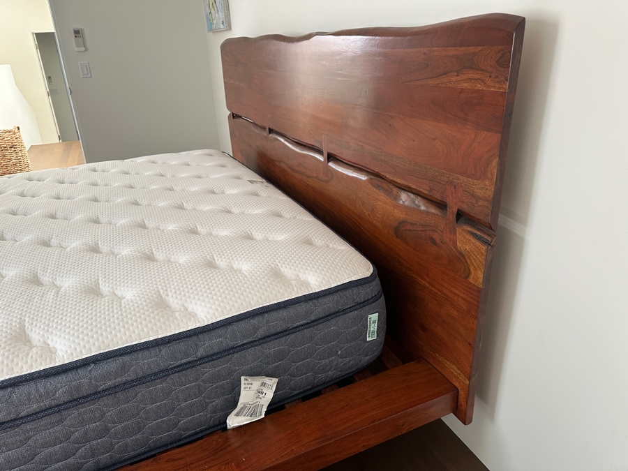 Stunning Live Edge Wooden King Size Bed With Like New Serta Sleeptrue Alverson II Plush Euro Top Mattress [Photo 12]