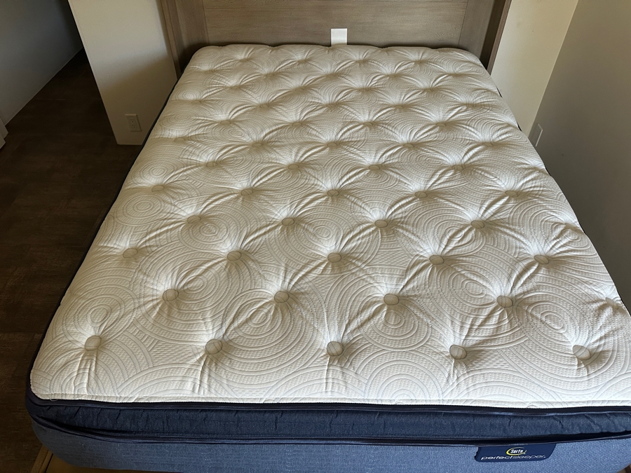 Restoration Hardware Queen Size Storage Bed 65.5W X 80L X 44H With Serta Perfect Sleeper Cozy Escape Plush Pillow Top Queen Size Mattress (Bedding Not Included) [Photo 10]