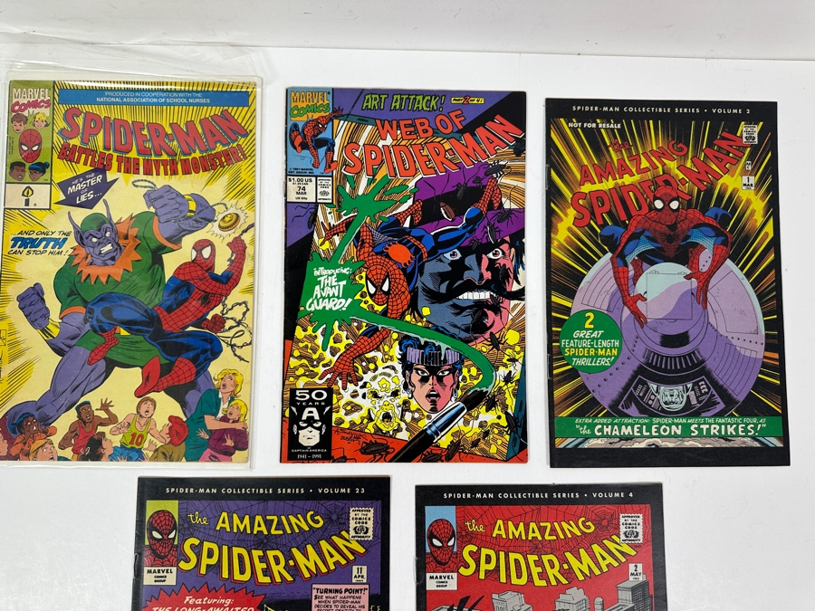(13) Vintage Marvel Comic Books: The Marvel Saga #1, Spider-Man & X-Force Featuring Deadpool [Photo 9]