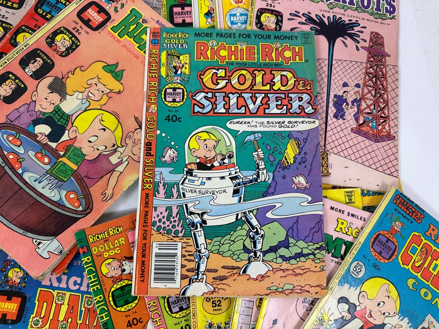 (26) Vintage 1970s Richie Rich Comic Books [Photo 2]