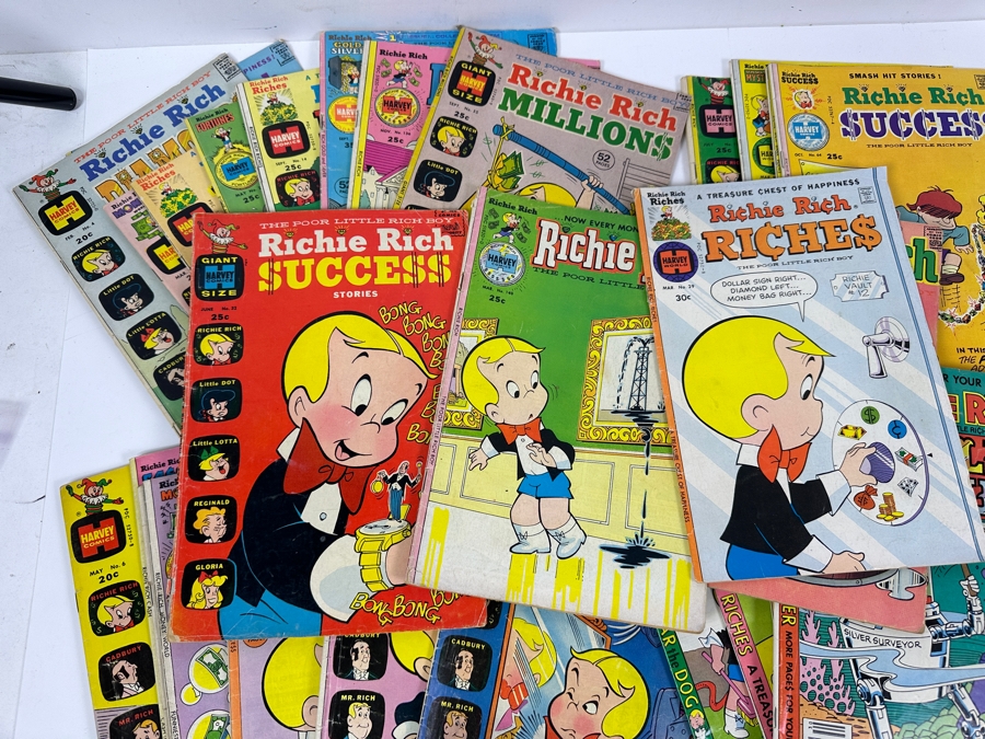 (26) Vintage 1970s Richie Rich Comic Books [Photo 5]