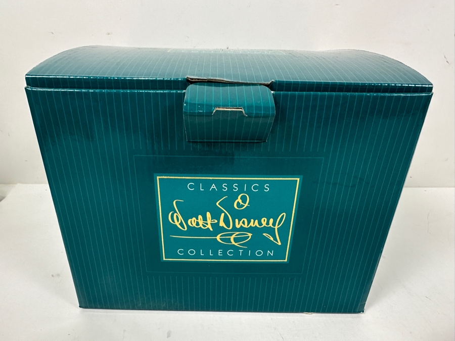 Walt Disney Classics Collection Walt Disney Collectors Society 5 Year Anniversary Sculpture Mickey's Debut Steamboat Willie With Original Box 5W X 3.5D X 5H [Photo 10]