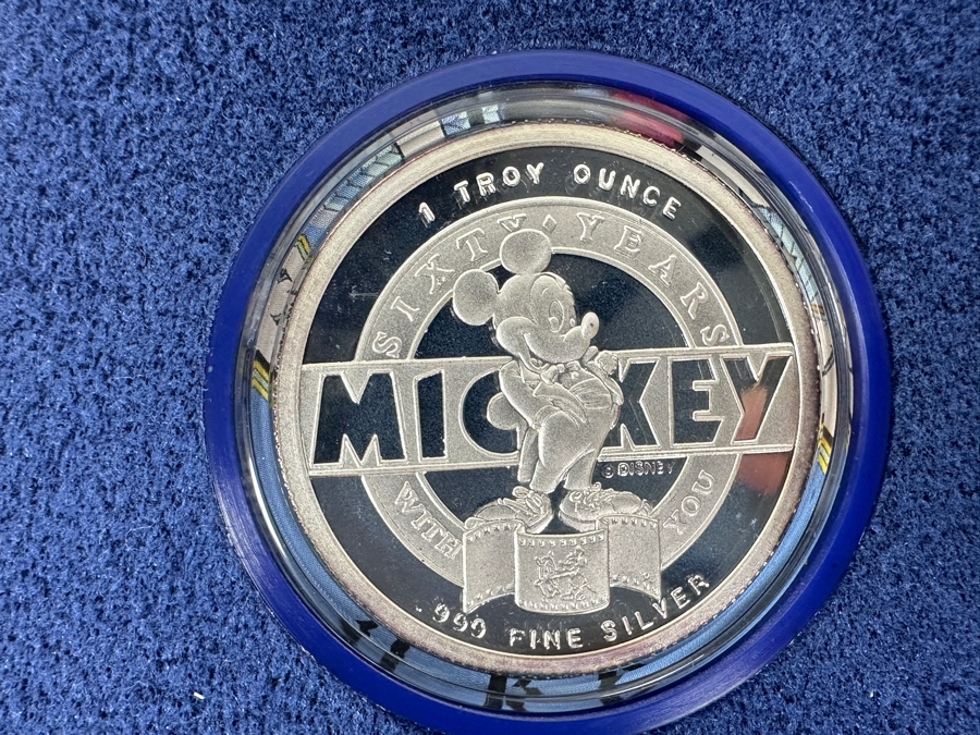Limited Edition 99.9% Pure Silver 1 Troy Ounce Mickey Mouse Sixty Years Collection Edition Coin [Photo 3]