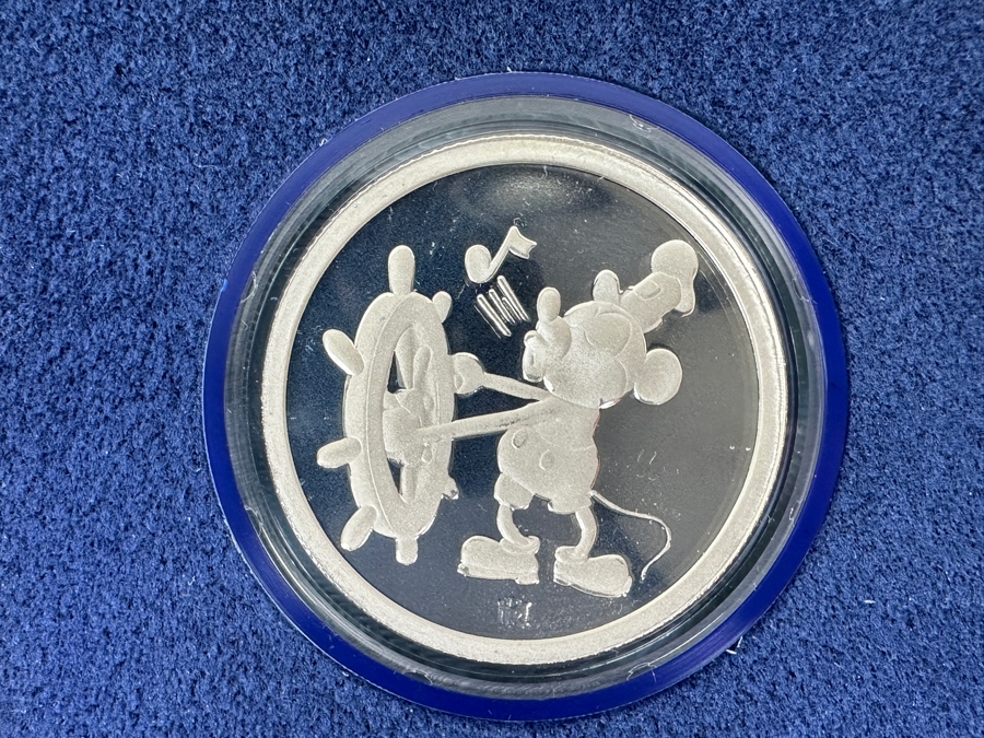 Limited Edition 99.9% Pure Silver 1 Troy Ounce Mickey Mouse Sixty Years Collection Edition Coin [Photo 2]