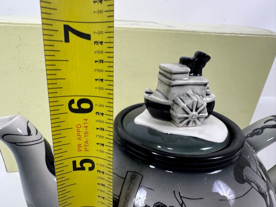 Disney Showcase Collection Limited Edition Steamboat Willie Teapot By Cardew Design With Original Box 9.5W X 6.5H [Photo 13]