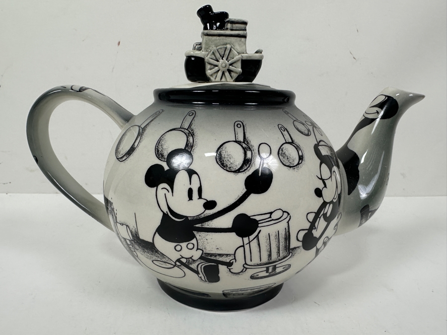Disney Showcase Collection Limited Edition Steamboat Willie Teapot By Cardew Design With Original Box 9.5W X 6.5H [Photo 2]