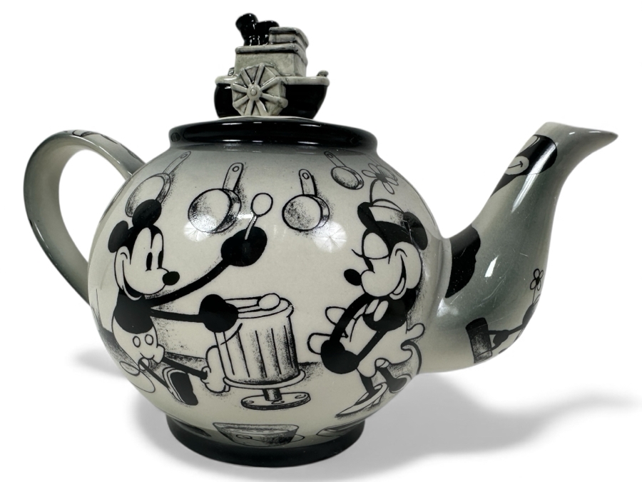 Disney Showcase Collection Limited Edition Steamboat Willie Teapot By Cardew Design With Original Box 9.5W X 6.5H