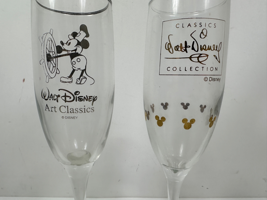 Pair Of Walt Disney Classics Collection Champagne Glasses With Original Box 9H [Photo 3]