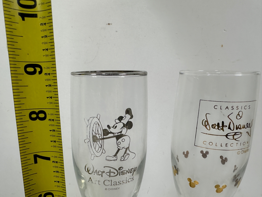 Pair Of Walt Disney Classics Collection Champagne Glasses With Original Box 9H [Photo 4]
