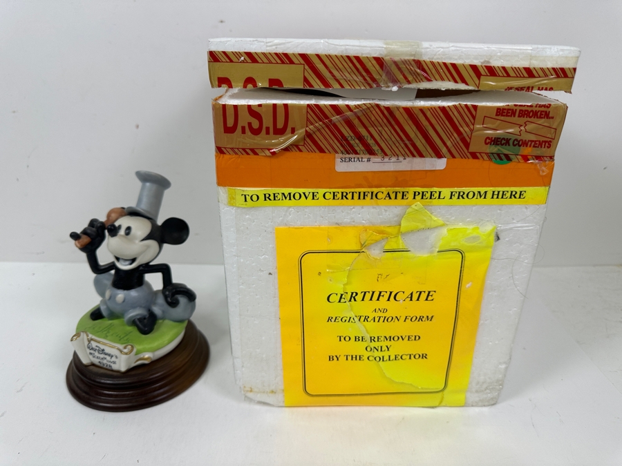 Limited Edition Porcellane D'Arte Italy Capodimonte Walt Disney's Mickey Mouse 1928 Steamboat Willie Figurine With Cert And Original Box 6H [Photo 19]
