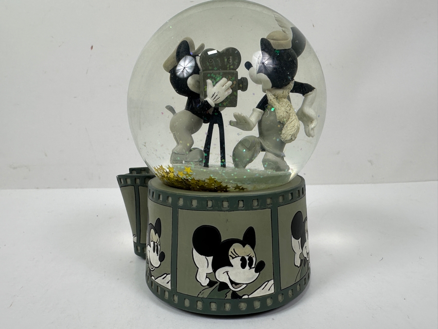 Walt Disney's Steamboat Willie Musical Snow Globe With Minnie Mouse & Mickey Mouse 'You Oughta Be In Pictures' 5.5H [Photo 5]