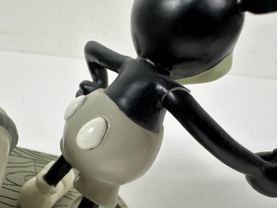 Steamboat Willie Mickey Mouse Clock Figurine (Has Crack In Right Shoulder - See Photos) With Original Box 5H [Photo 10]