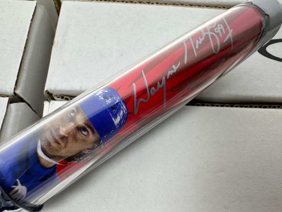 (8) Wayne Gretzky New Old Stock Pod Pens [Photo 6]