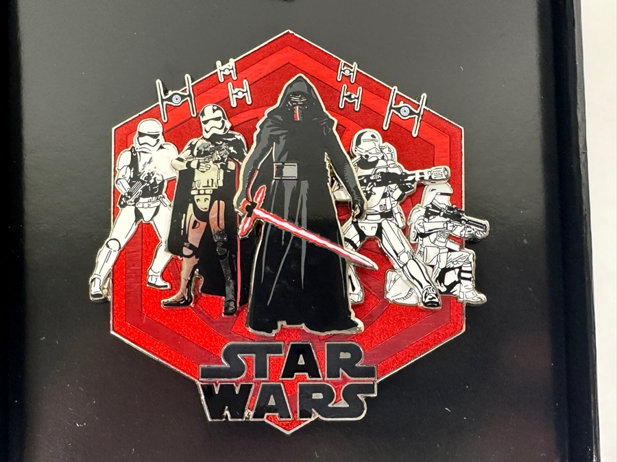 Star Wars The Force Awakens Limited Edition Of 500 Disney Trading Pin With Box Retails $74.95