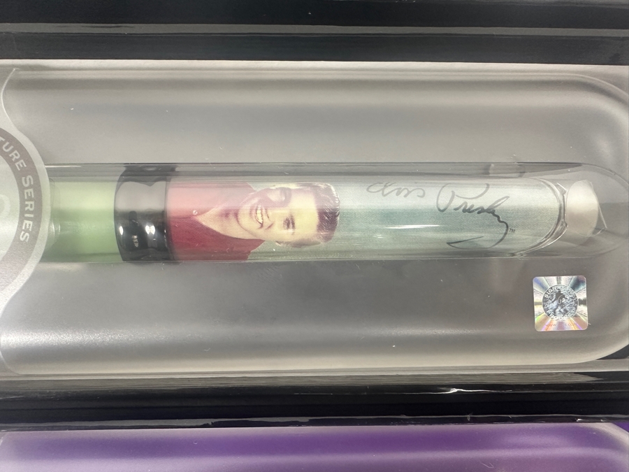 (4) Beatles New Old Stock Pod Pens And (4) Elvis New Old Stock Pod Pens [Photo 10]