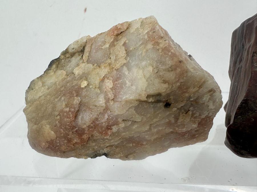 Collection Of Various Rocks And Geodes [Photo 11]