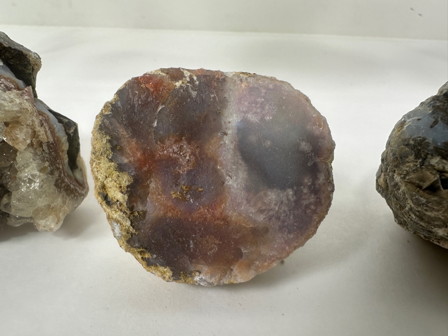Collection Of Various Rocks And Geodes [Photo 13]