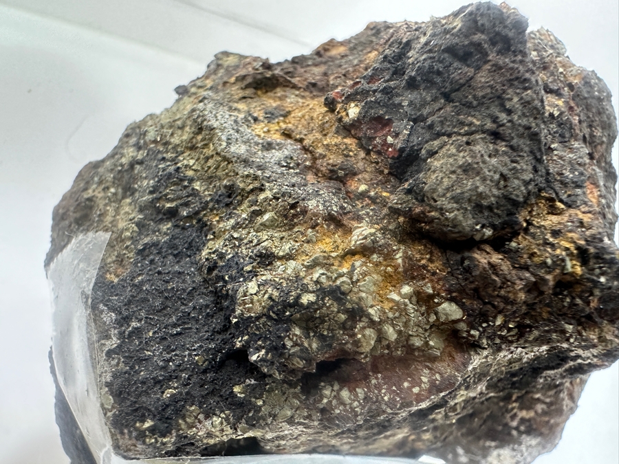 Collection Of Various Rocks And Geodes [Photo 9]