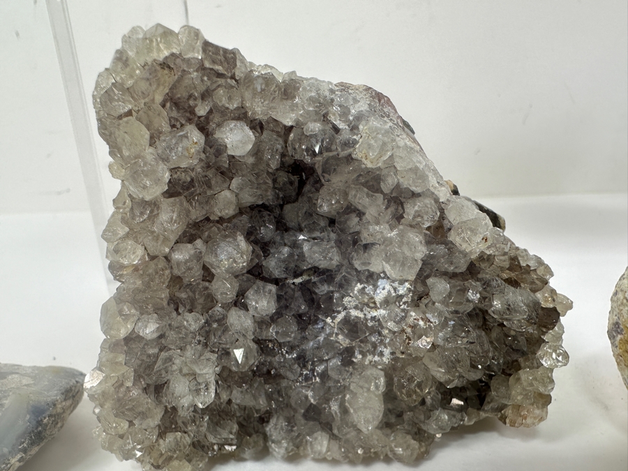 Collection Of Various Rocks And Geodes [Photo 15]