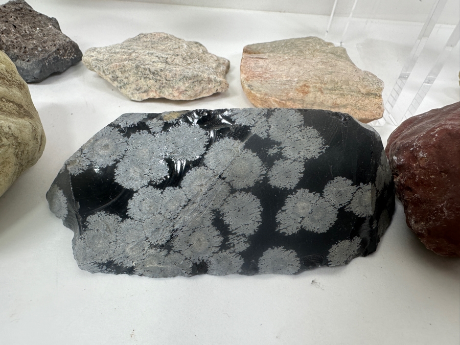 Collection Of Various Rocks [Photo 8]