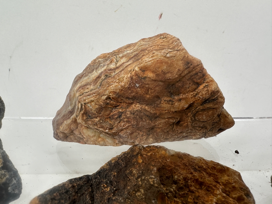 Collection Of Various Rocks [Photo 4]