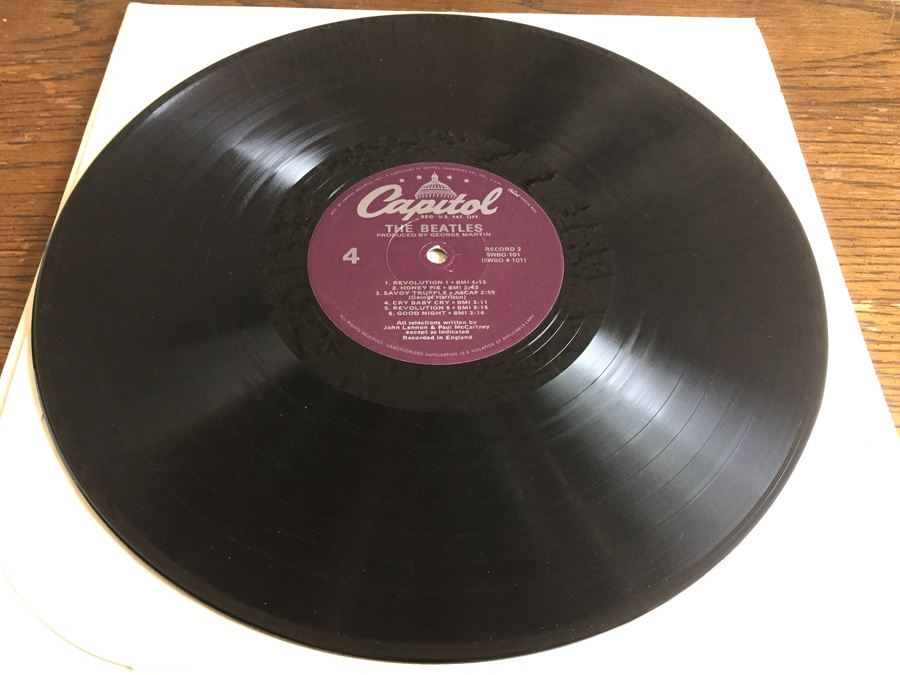 Beatles, The ‎- The Beatles - Capitol Records ‎- SWBO-101 - White Album [Photo 14]
