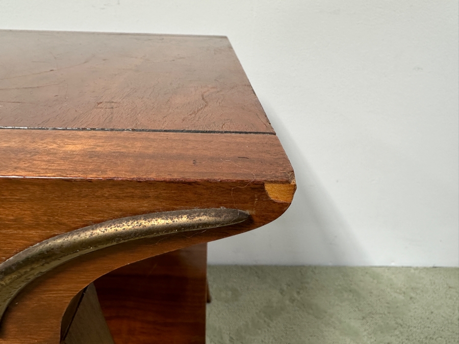 1956 Mid Century Modern Lane Furniture Thunderbird Line End Table with Brass Fittings 29'W x 19'D x 23'H [Photo 6]