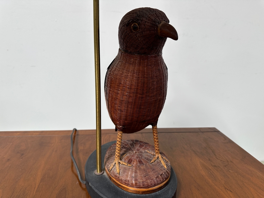 Vintage Wicker Bird Sculpture Table Lamp 27H [Photo 3]