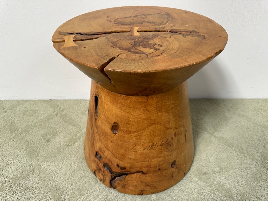 Solid Wooden Sculptural Natural Side Table 18'W x 20'H [Photo 4]