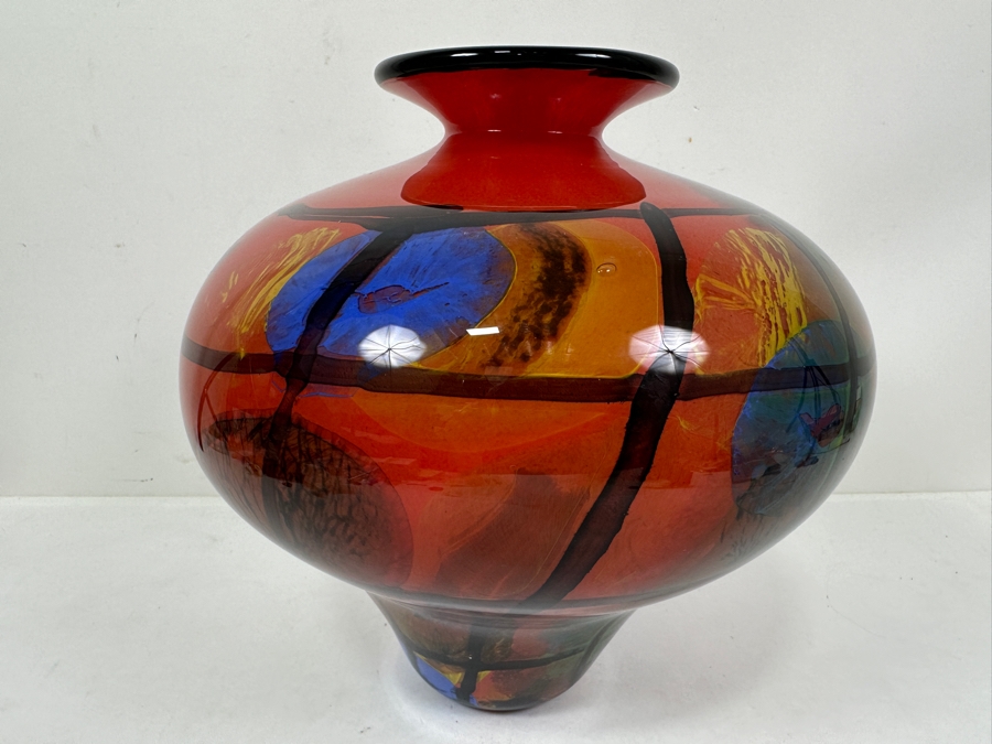 Ioan Nemtoi (Romanian, b. 1964) Hand Blown Art Glass Vase 11'H Estimate $300-$400 [Photo 3]