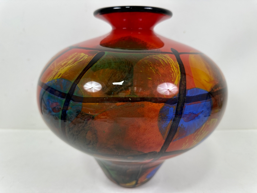 Ioan Nemtoi (Romanian, b. 1964) Hand Blown Art Glass Vase 11'H Estimate $300-$400 [Photo 4]