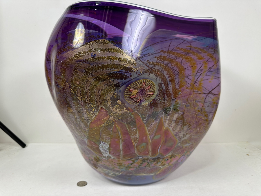 Christopher Hawthorne (American, B. 1953) Large Art Glass Vase From The 'Aquarium' Series Dated 1993 18'W X 11'D X 15'H Estimate $500-$1,000 [Photo 3]