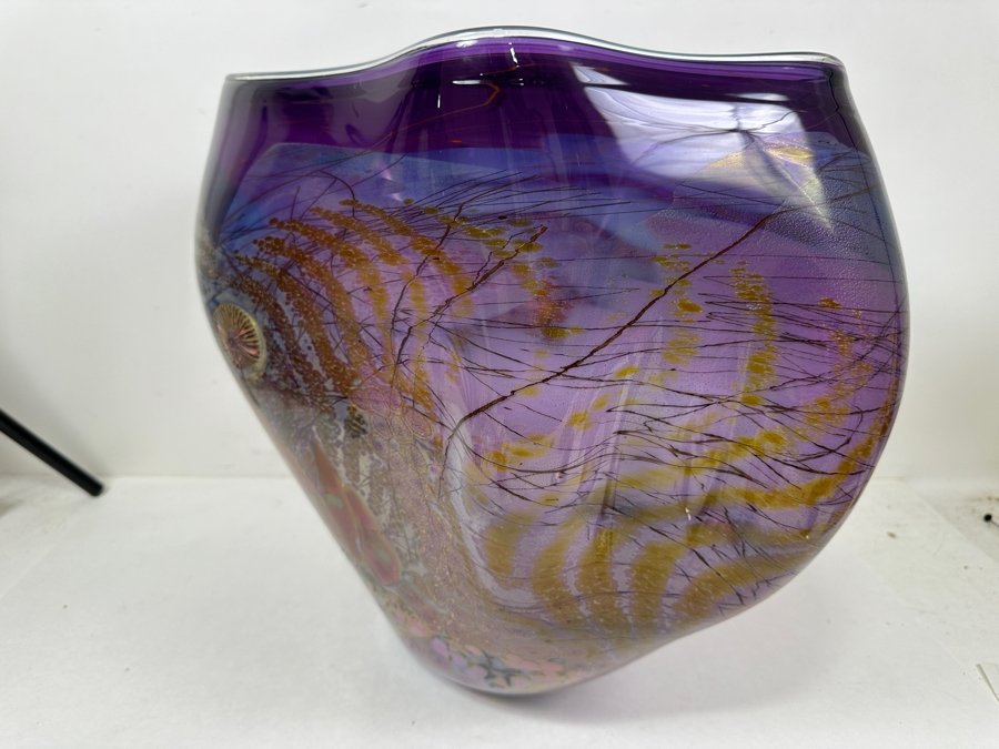 Christopher Hawthorne (American, B. 1953) Large Art Glass Vase From The 'Aquarium' Series Dated 1993 18'W X 11'D X 15'H Estimate $500-$1,000 [Photo 4]